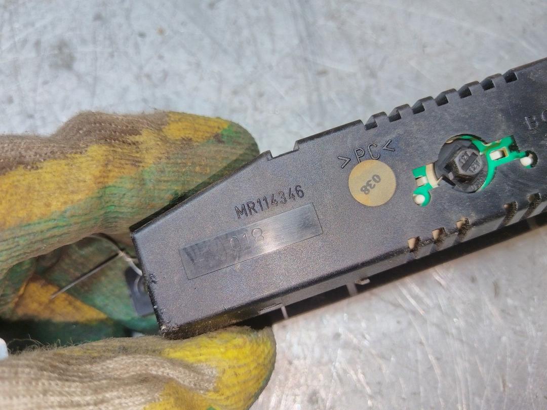 Часы O60KV7 Mitsubishi Carisma - Фото 4