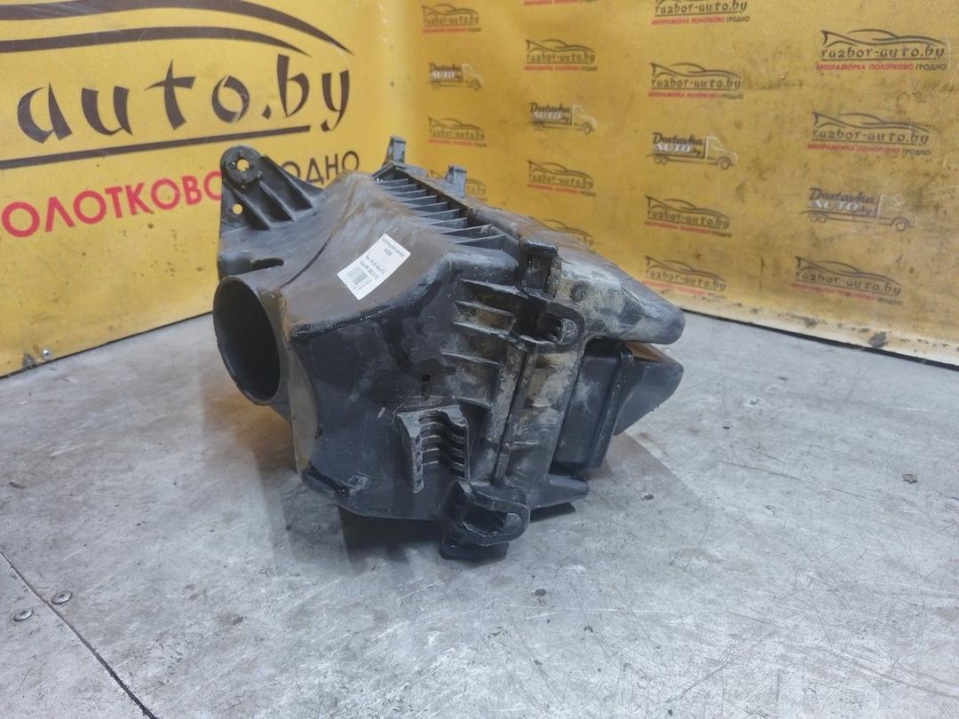 Корпус воздушного фильтра EAOEO6 Mazda MPV - Фото 5