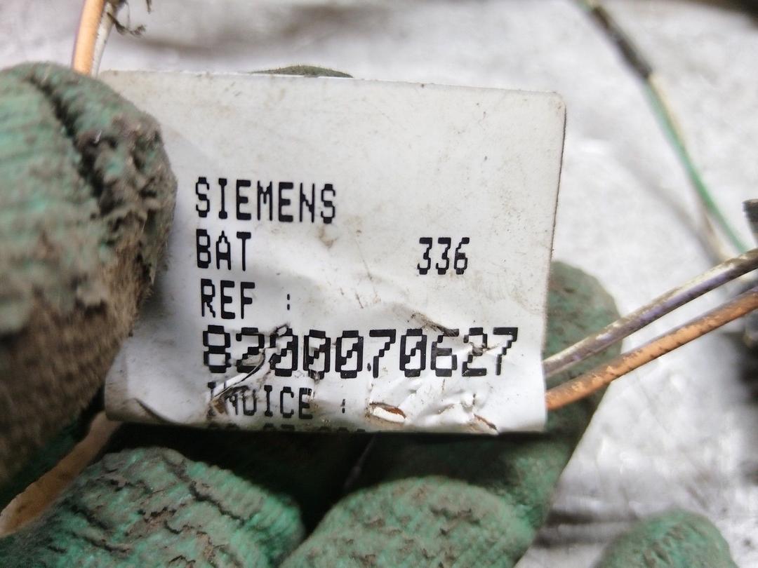 Проводка двери передней правой JF4GX3 Renault Scenic купить с доставкой. Огромный выбор запчастей и марок авто. У нас есть практически все.