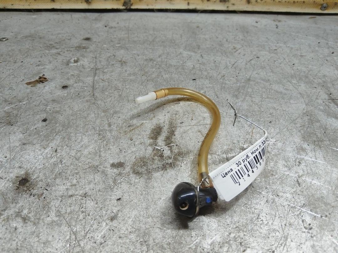 Форсунка омывателя заднего стекла L84SNR Toyota Avensis купить