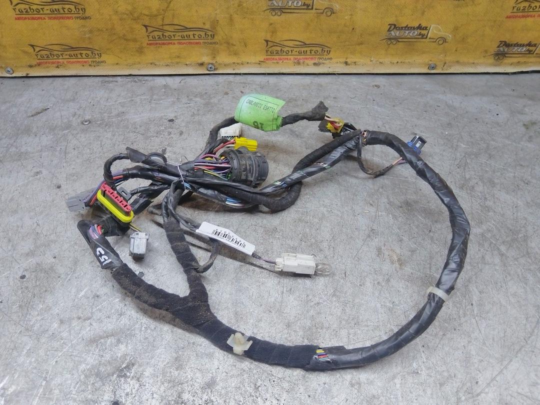 Проводка двери передней левой YRH0HM Alfa Romeo 147 купить с доставкой. Огромный выбор запчастей и марок авто. У нас есть практически все.