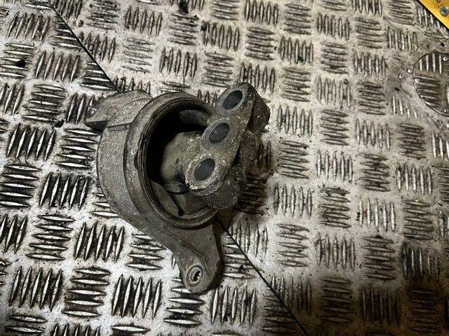 Подушка крепления двигателя 0OC3QQ Opel Zafira - Фото 3