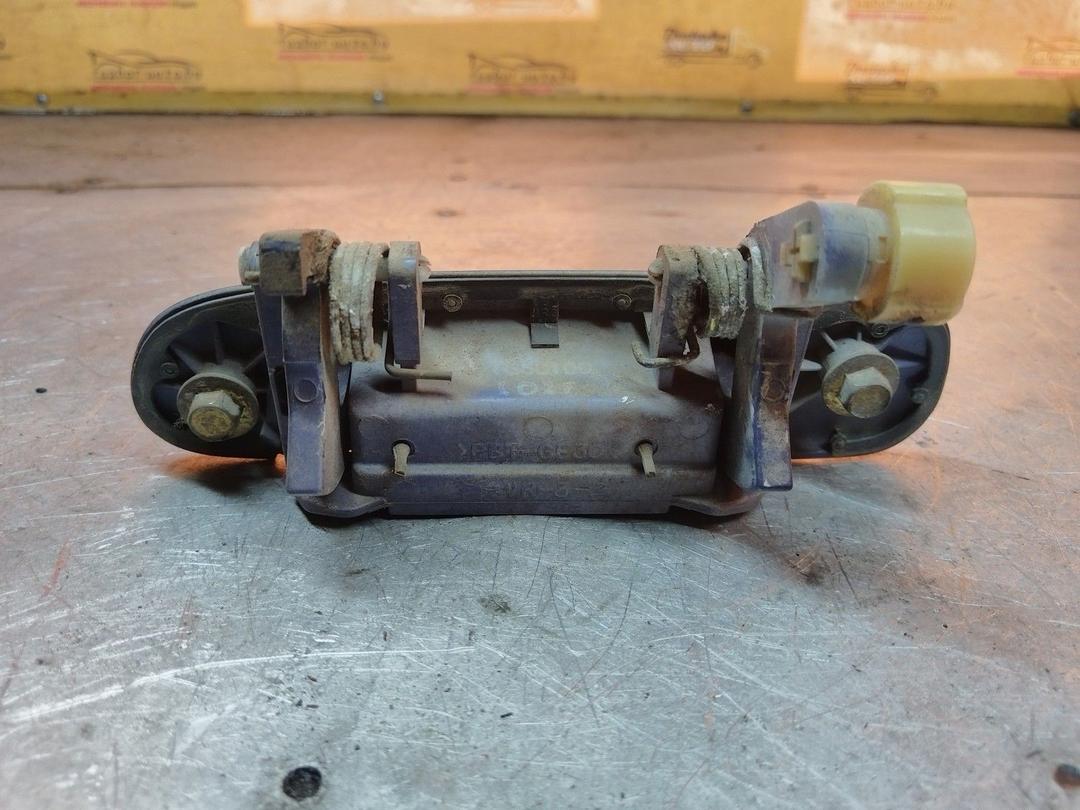 Ручка наружная задняя правая BWAMYW Mazda Premacy купить