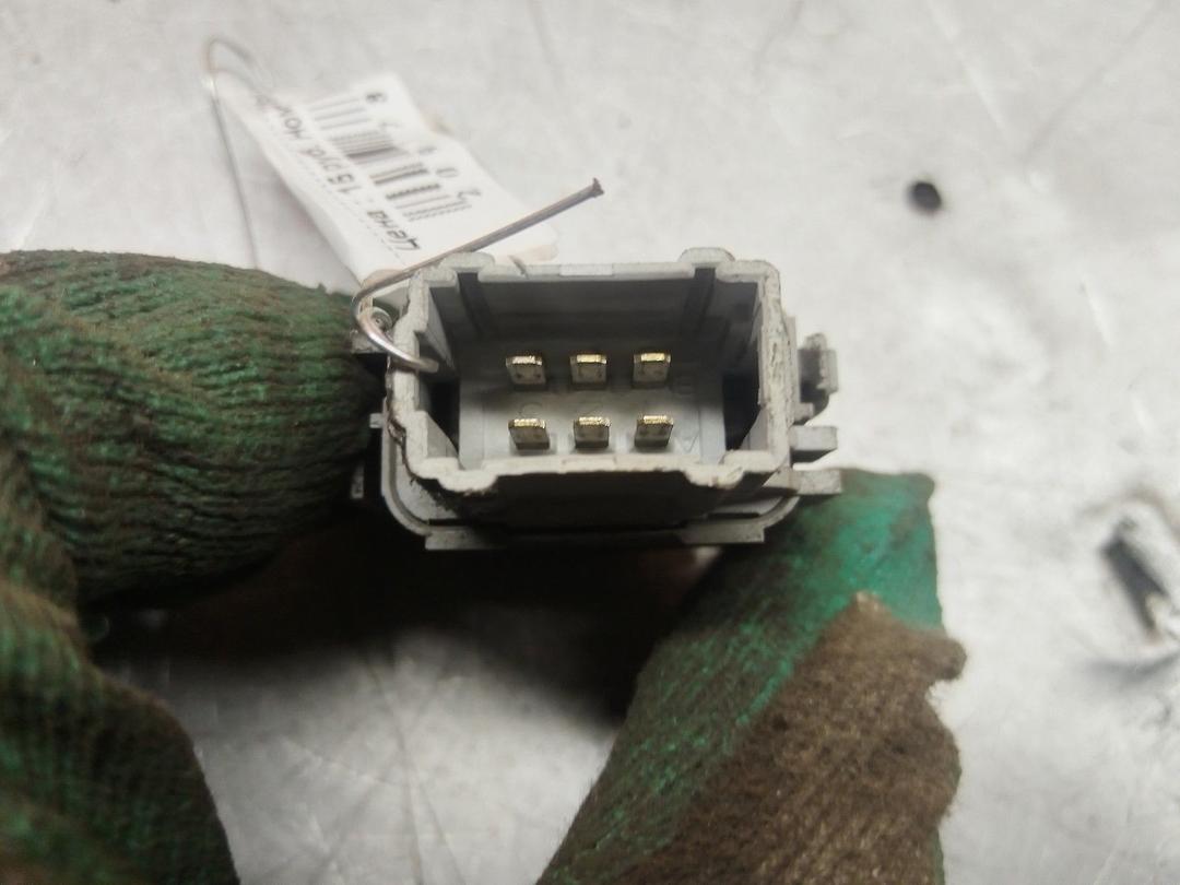 Кнопка стеклоподъемника переднего правого VUNDMY Renault Scenic купить с доставкой