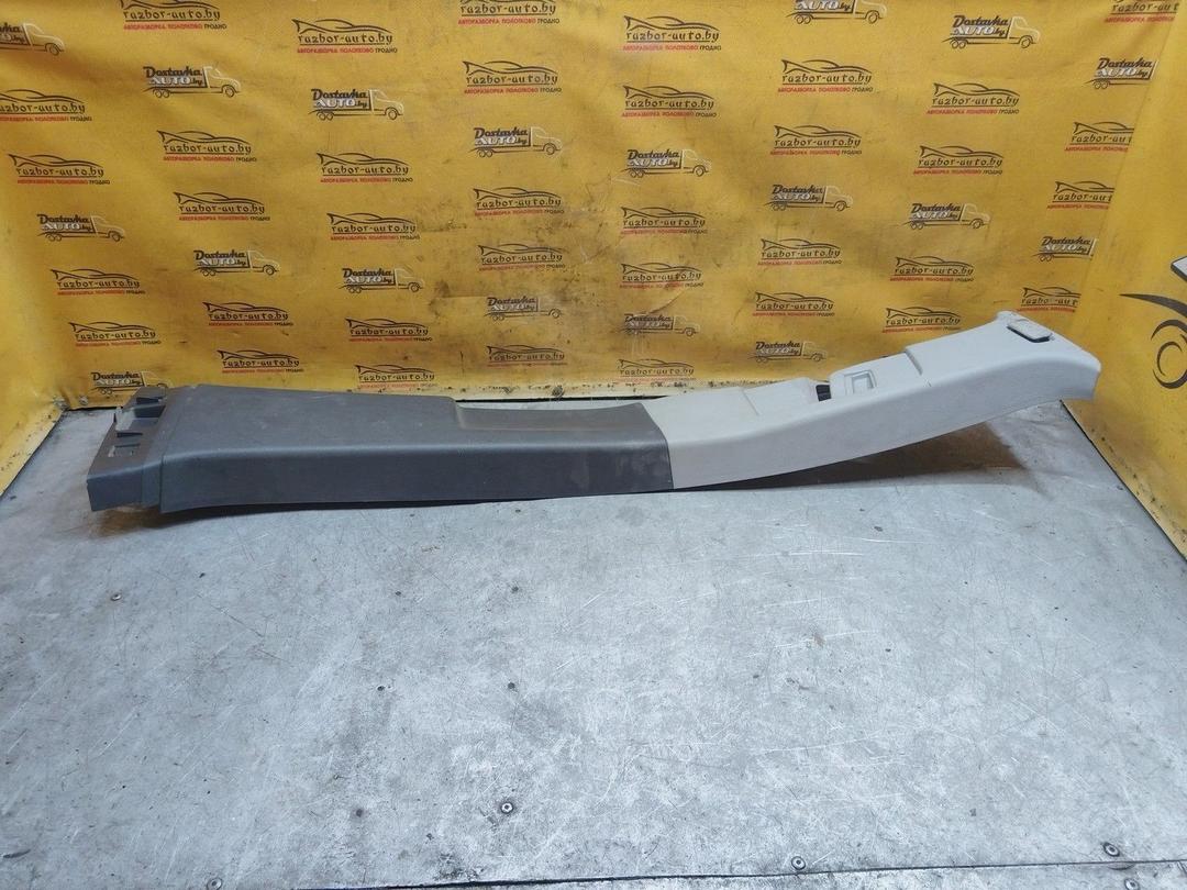 Обшивка стойки центральной правой UH7L9J Opel Zafira купить