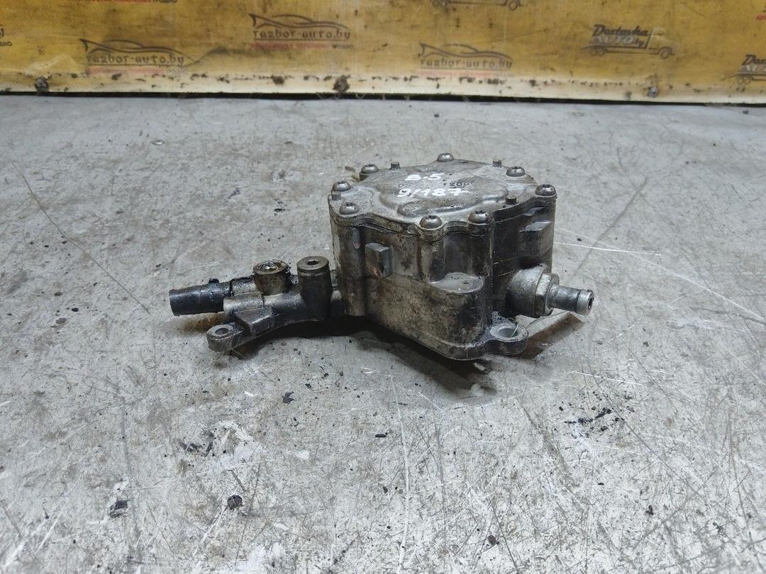 Насос вакуумный 5C3FGG Volkswagen Passat - Фото 2