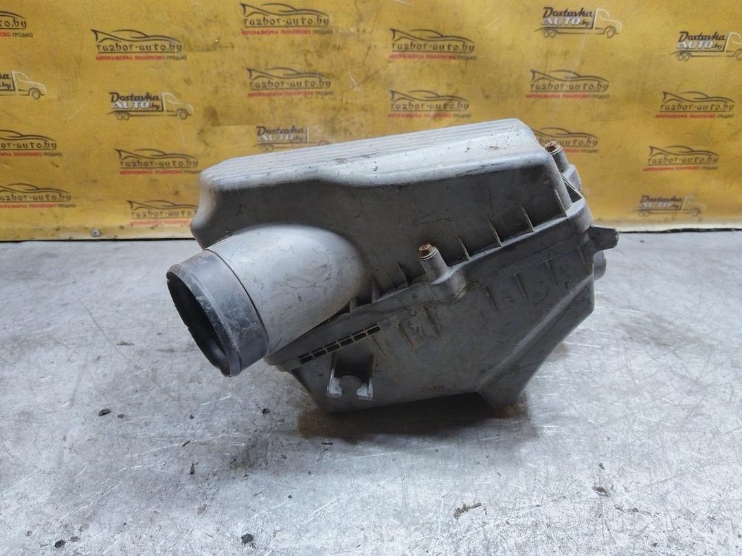 Корпус воздушного фильтра K7M9RY Rover 600 купить на авторазборке