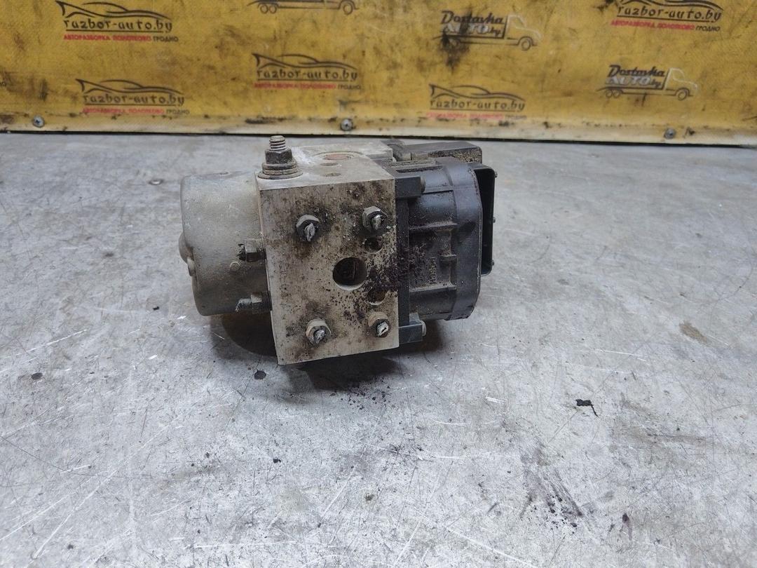 Блок ABS 8QG745 Toyota Corolla - Фото 6