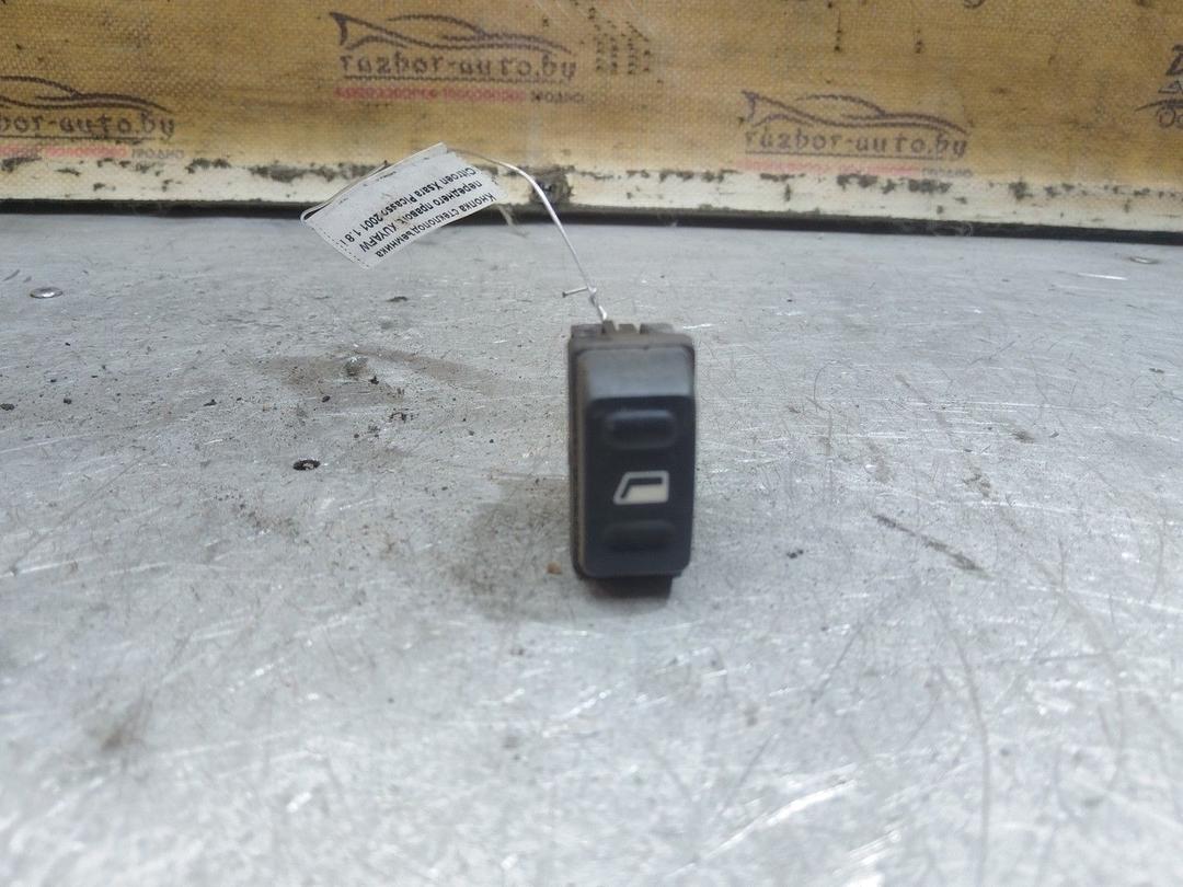 Кнопка стеклоподъемника переднего правого XUYAFW Citroen Xsara Picasso - Фото 1