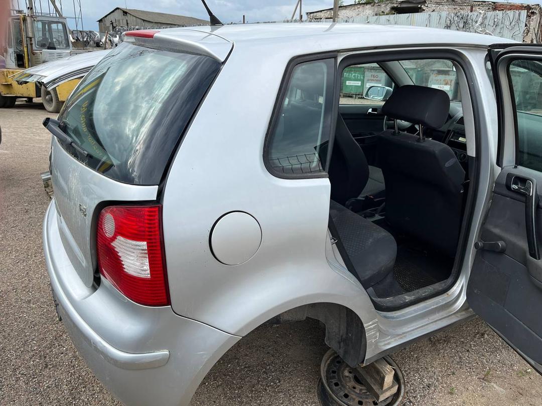 Лючок топливного бака O9MWOU Volkswagen Polo