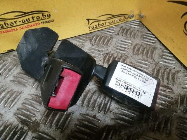 Ремень безопасности задний центральный 5FM5B0 Audi A4 купить