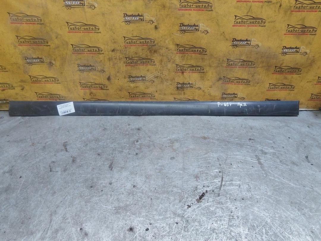 Молдинг двери передней правой J8XG3X Peugeot 607