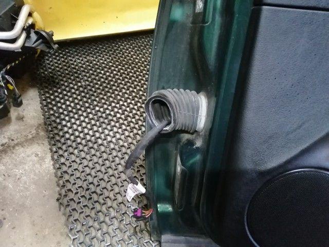 Дверь передняя правая G8YUD9 Volkswagen Golf - Фото 9