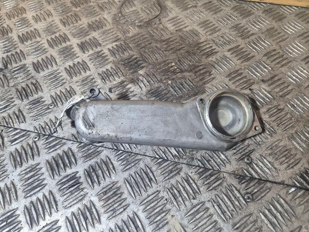 Корпус термостата U9PKGF Audi A4 - Фото 2