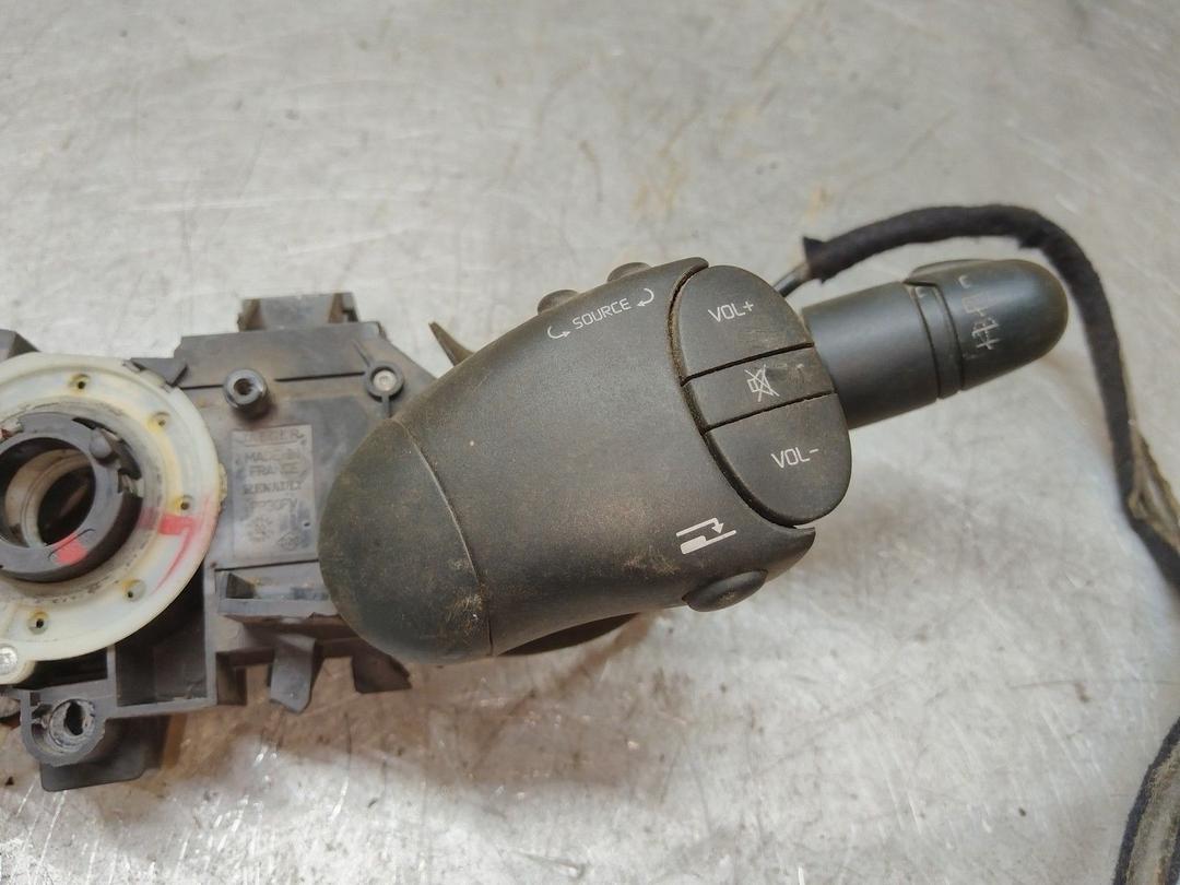 Переключатель подрулевой (стрекоза) JAKF7X Renault Kangoo - Фото 3