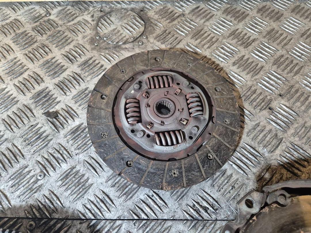 Комплект сцепления 9EBWKU Peugeot 307 - Фото 6