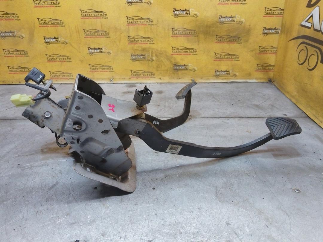 Узел педальный (блок педалей) KR1QQ0 Hyundai Trajet - Фото 6