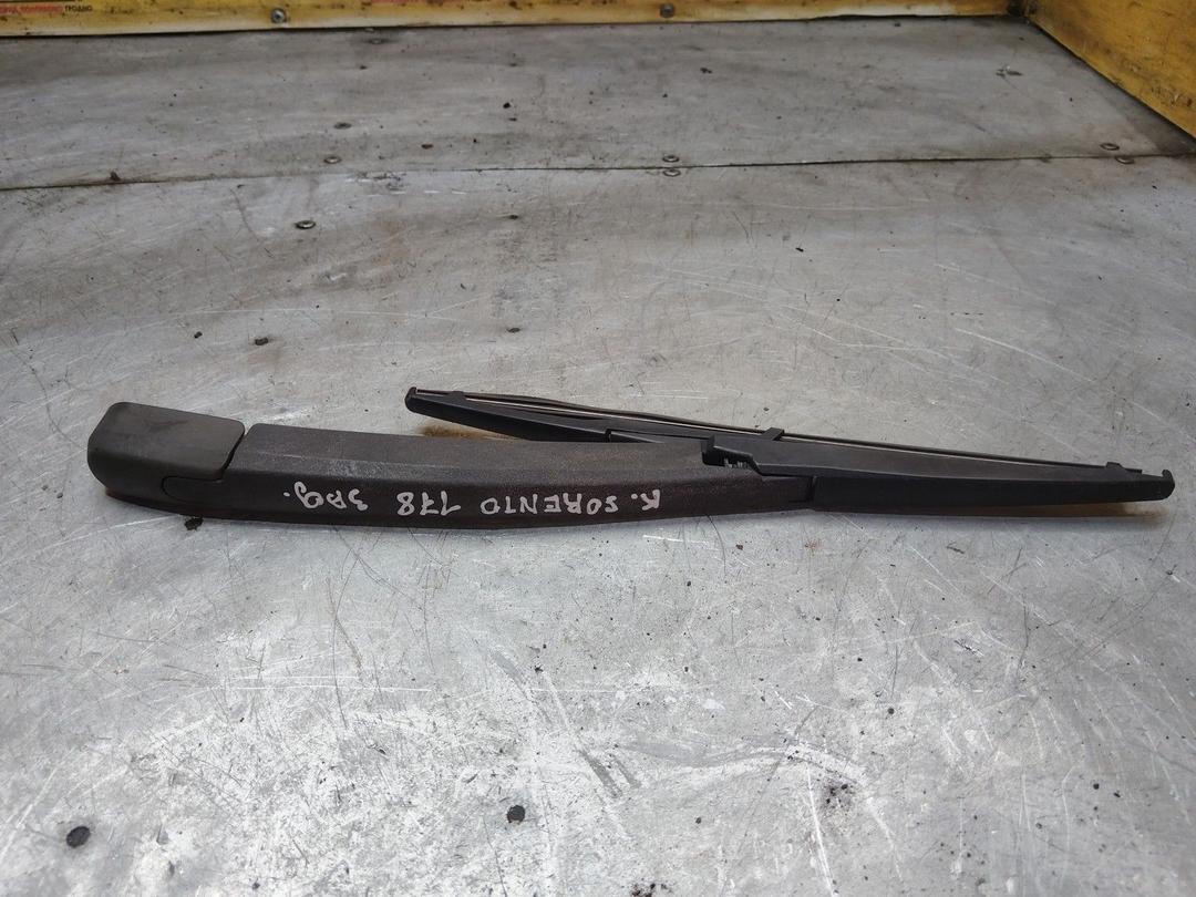 Щеткодержатель задний TNV2DM Kia Sorento