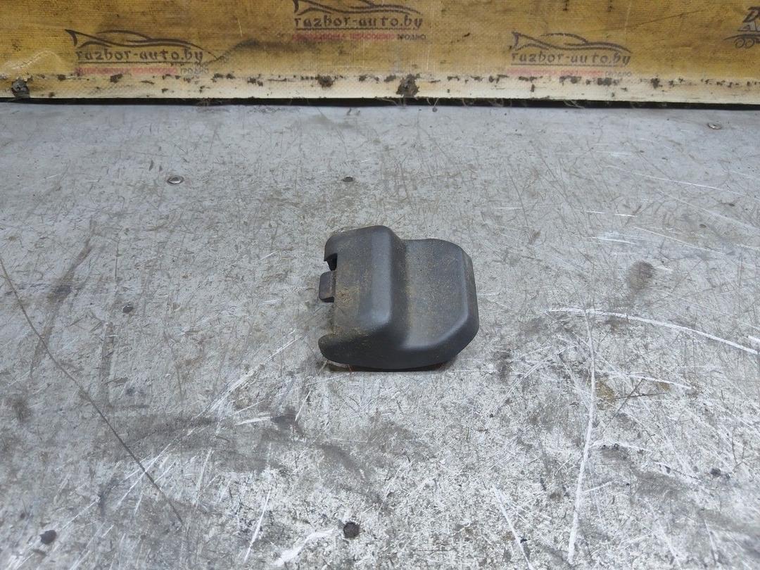 Пластик салазок сиденья FT88QQ Volvo XC70 - Фото 1