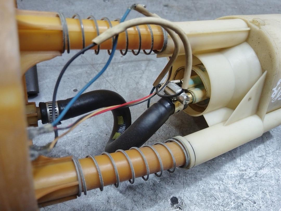 Колба в бак BCCM1E Renault Laguna купить с доставкой