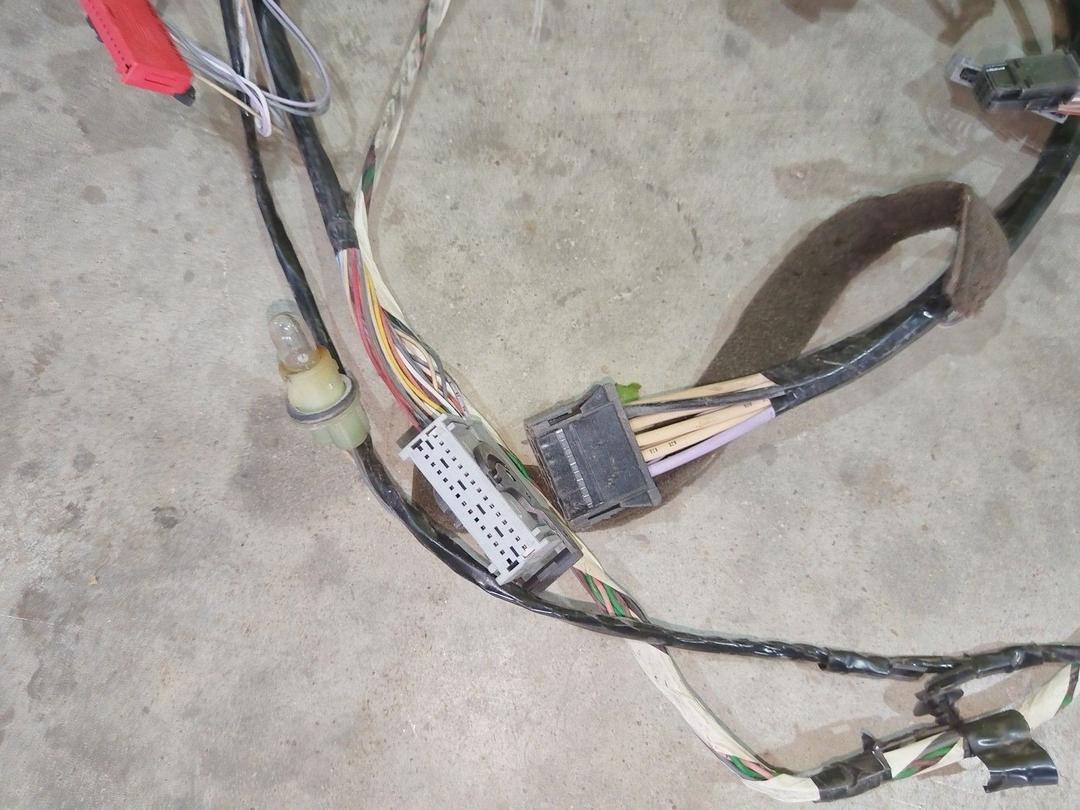 Проводка салона U8WHPO Renault Laguna undefined