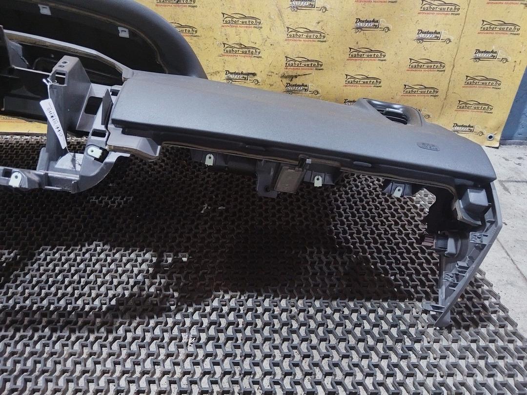 Панель передняя салона (торпедо) 92I3WH Renault Scenic купить с доставкой