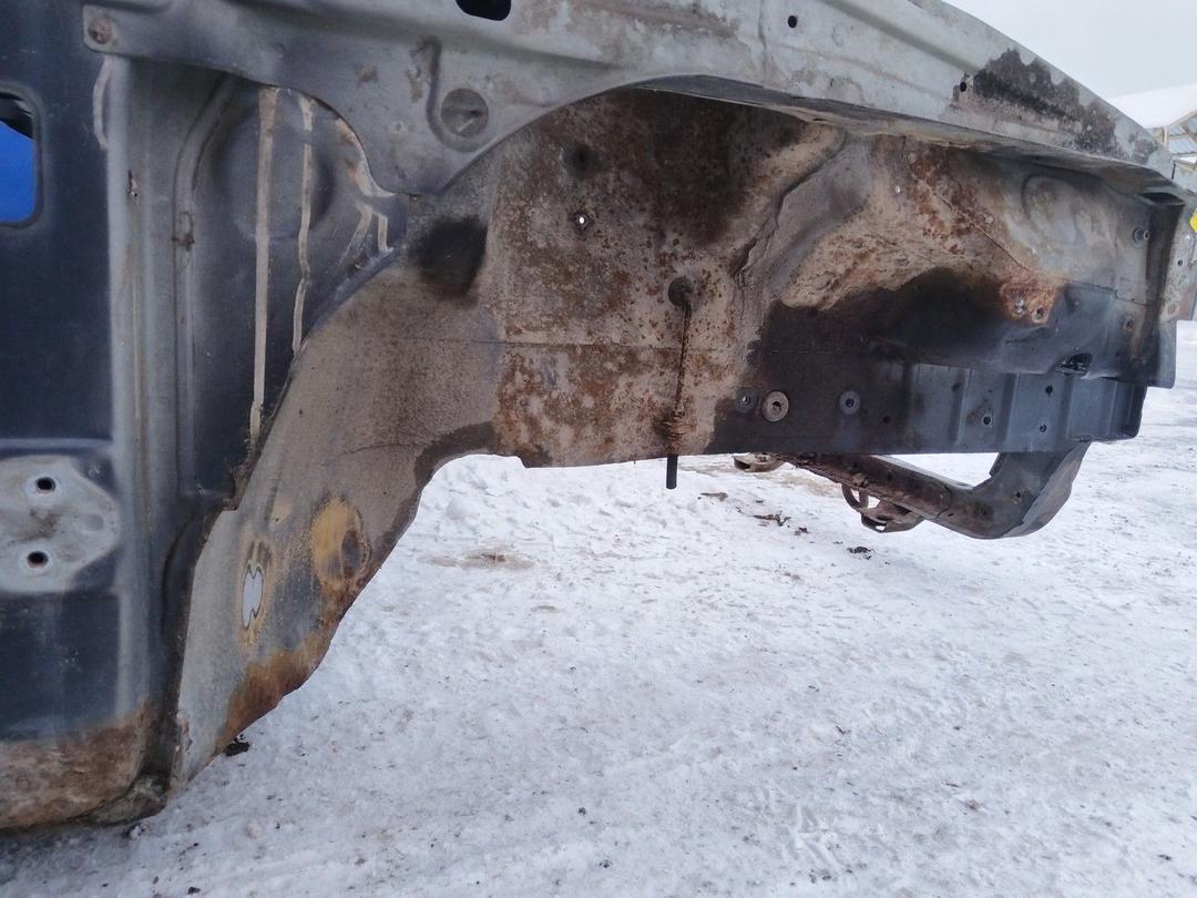 Стойка кузовная передняя правая 0UTQPU Mitsubishi Carisma купить в магазине запчастей бу