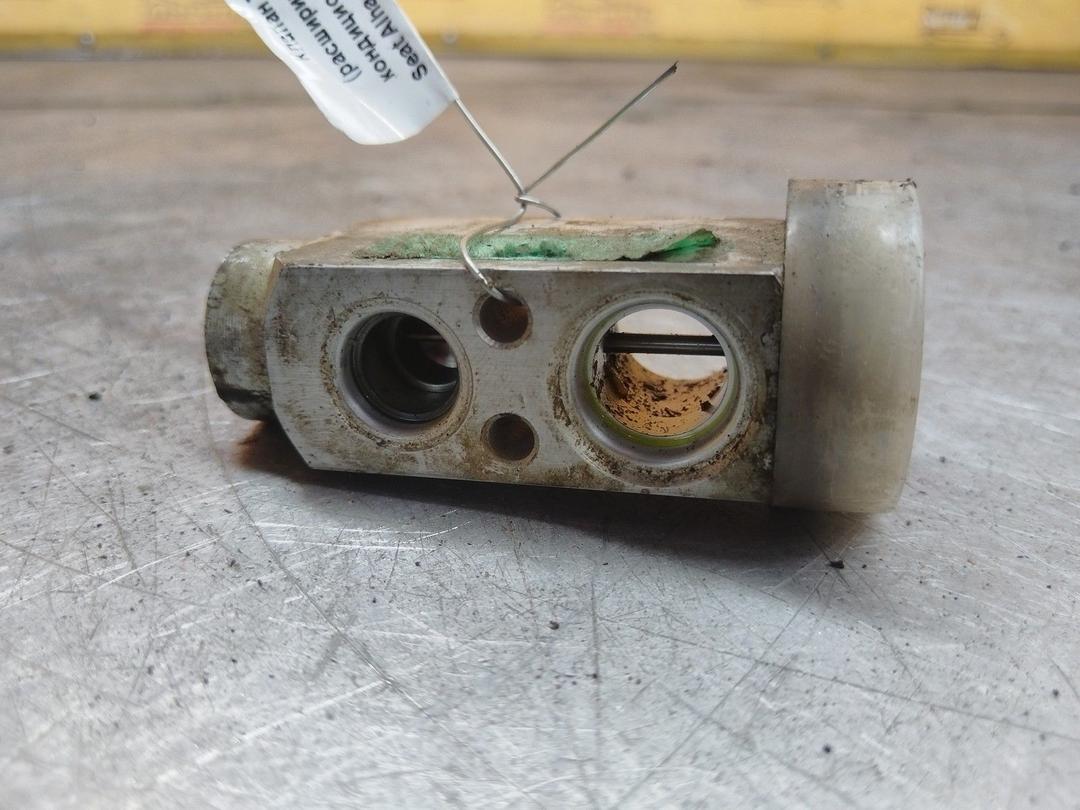 Клапан ТРВ (расширительный) кондиционера E8Z2BW Seat Alhambra купить с доставкой