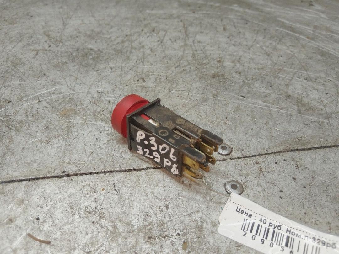 Кнопка аварийной сигнализации HTY02C Peugeot 306 купить