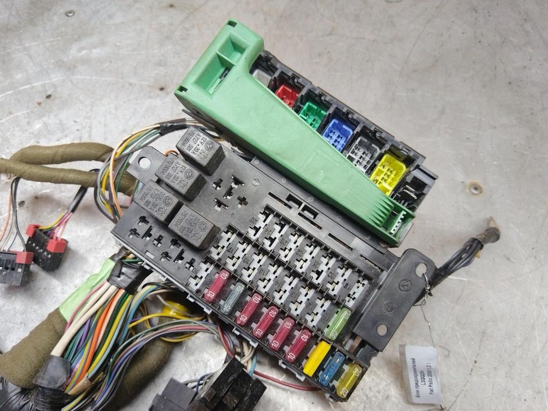 Блок предохранителей L3GQON Fiat Palio купить