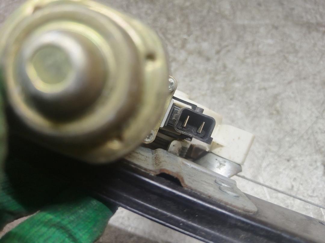 Стеклоподъемник электрический задний правый OA037E Saab 9-3 undefined