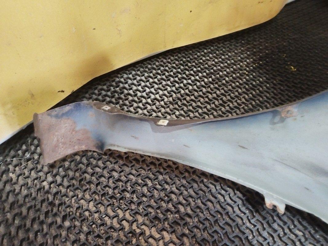 Крыло переднее правое RCFJ1F Kia Carnival undefined