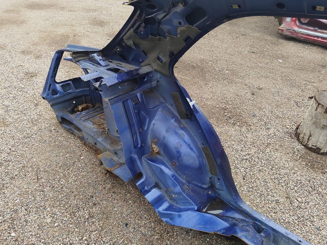 Крыло заднее левое O9BY8E Mercedes C W202 undefined