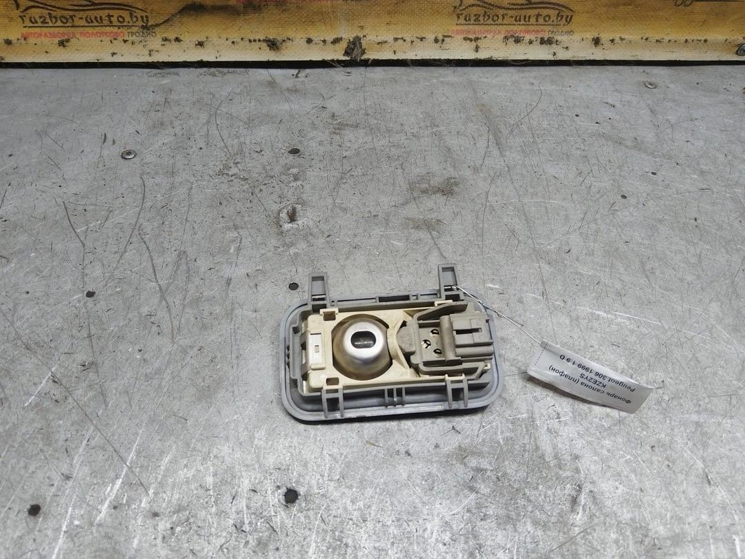 Фонарь салона (плафон) KZE2YS Peugeot 306 - Фото 3