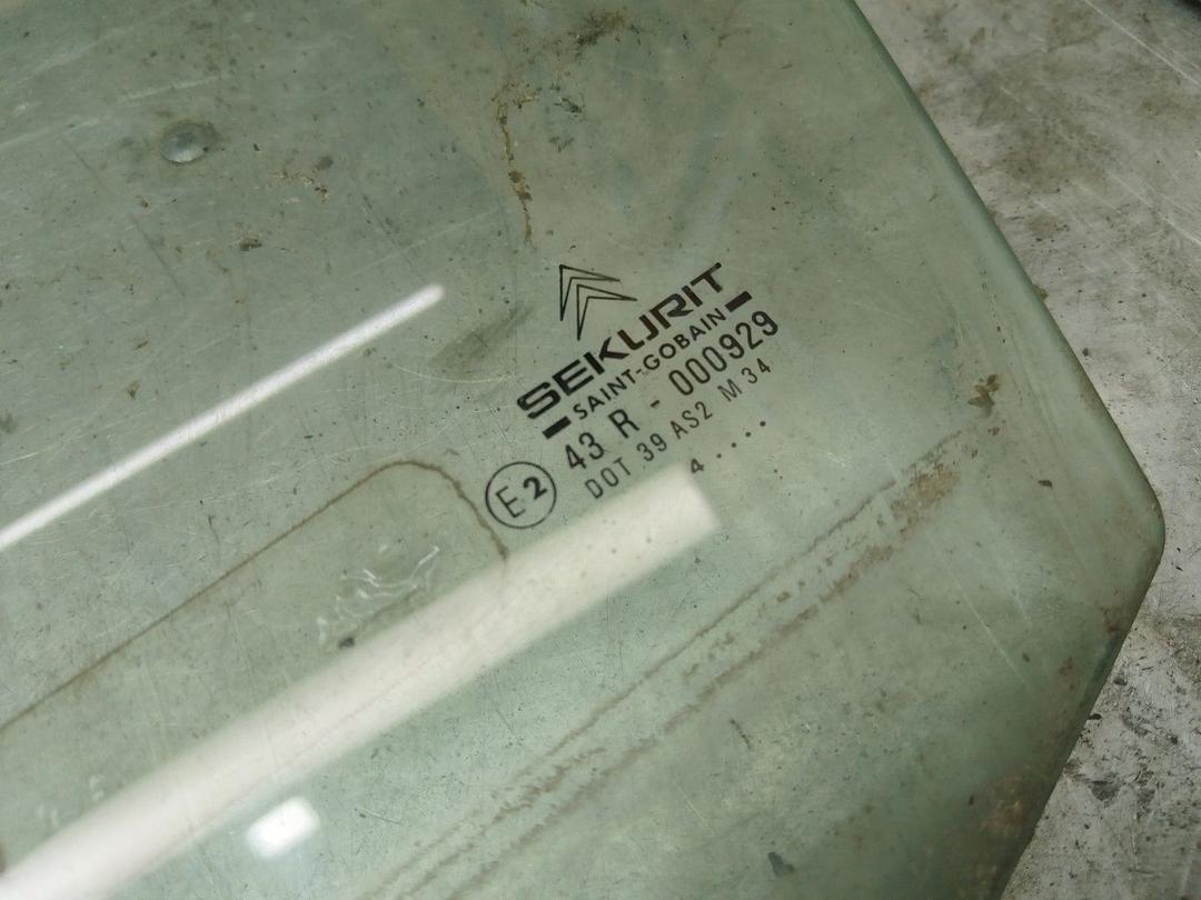 Стекло двери передней левой B52MKJ Citroen Xantia купить