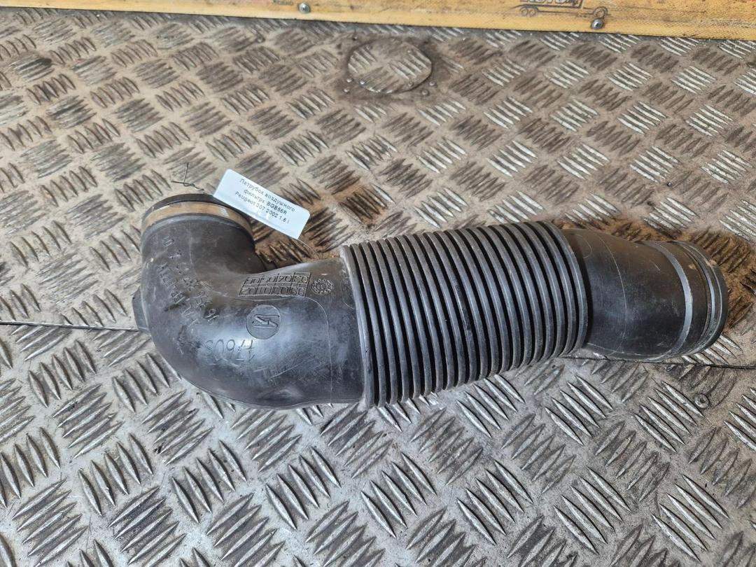 Патрубок воздушного фильтра BGB55R Peugeot 307 - Фото 1