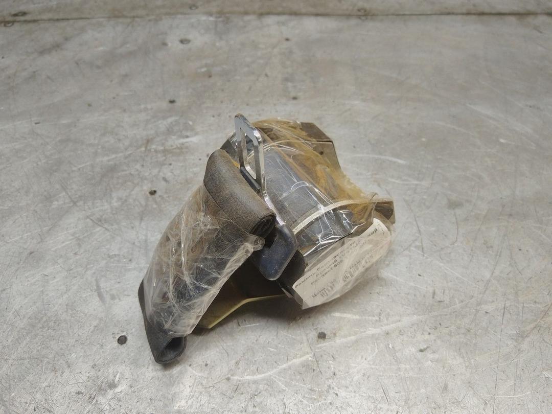 Ремень безопасности задний правый 1VSTM8 Peugeot 605 - Фото 1