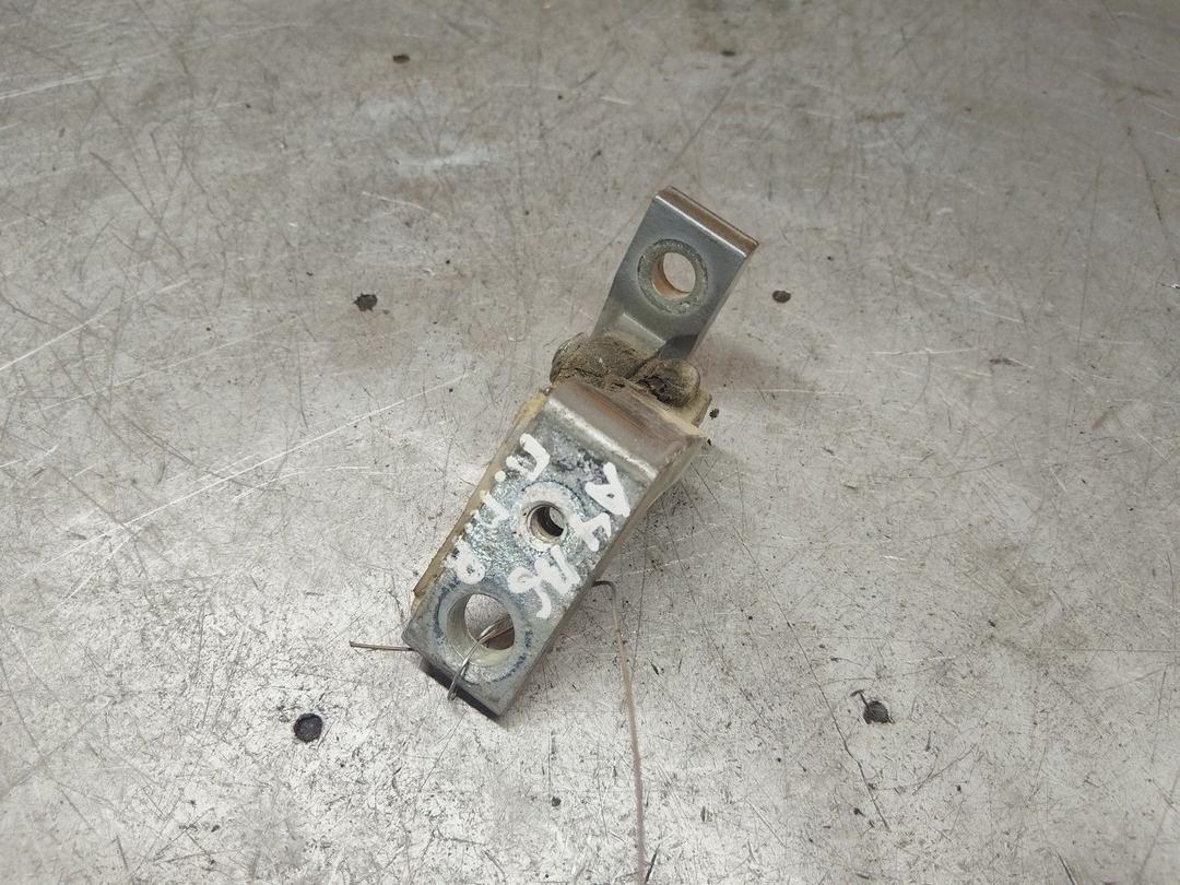 Петля двери передней правой 67H9KM Audi A4 купить