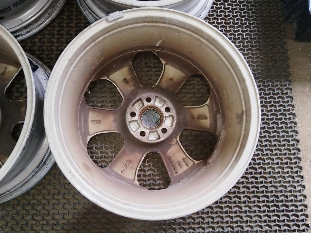 Диск литой R18, 5x108 Volvo XC70 2011 8IFZ45 (комплект) 8IFZ45 8IFZ45 Volvo XC70 undefined