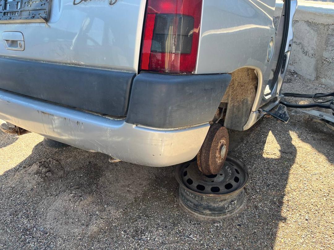 Крышка багажника (дверь 3-5) DQC1Q4 Citroen Berlingo купить с доставкой