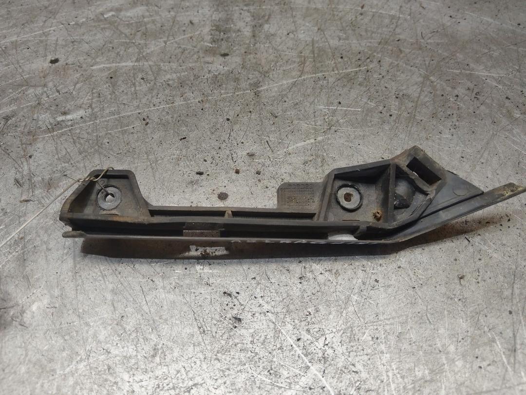 Кронштейн крепления бампера переднего Y65OVX Opel Astra купить