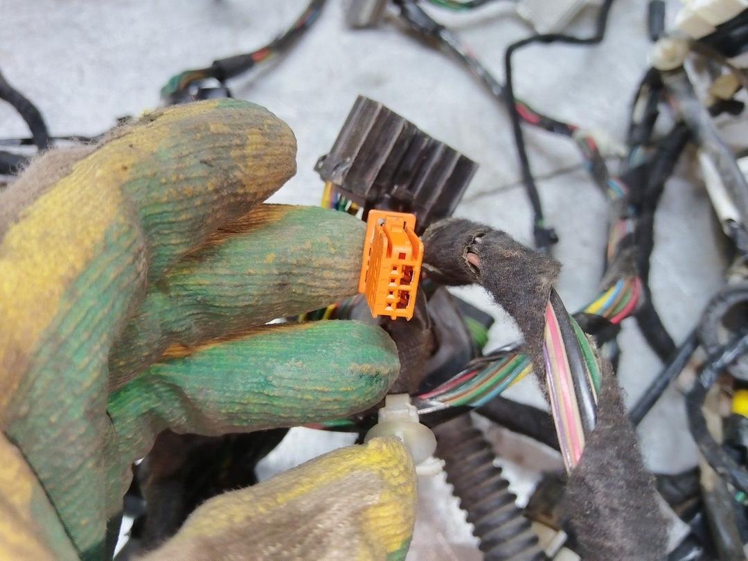 Проводка крышки багажника D3RVJ2 Volvo V40 - Фото 11