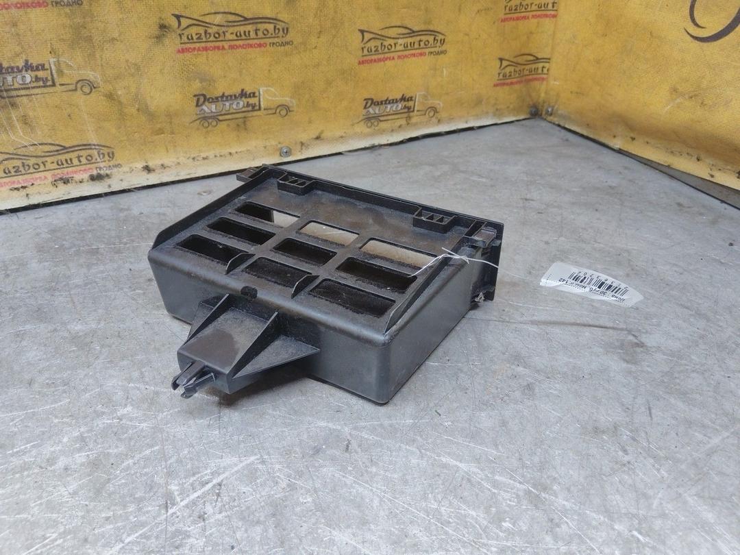 Вещевой ящик центральной консоли O9M271 Volkswagen Polo купить