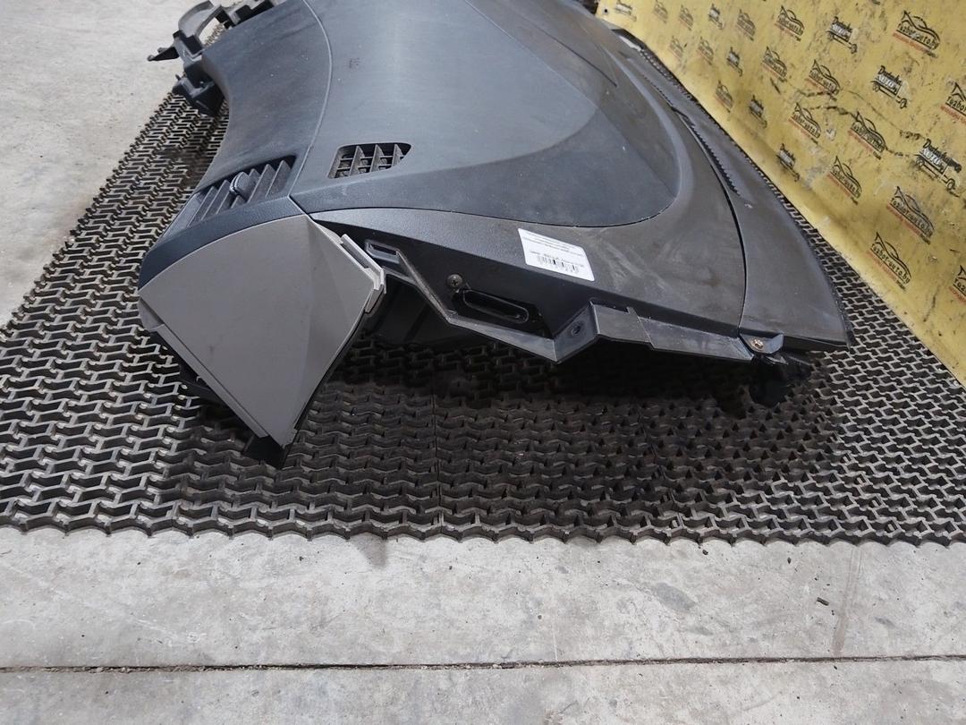 Панель передняя салона (торпедо) U4U65X Mitsubishi Grandis купить с доставкой