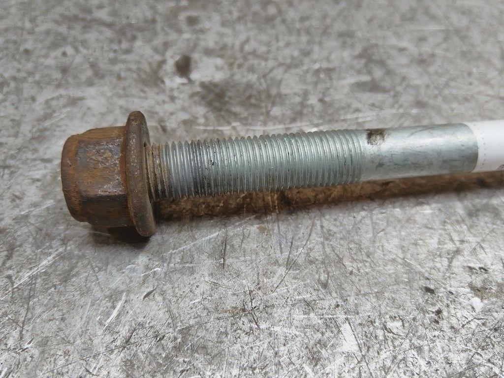 Болт 5RFIV7 Volkswagen Passat - Фото 5