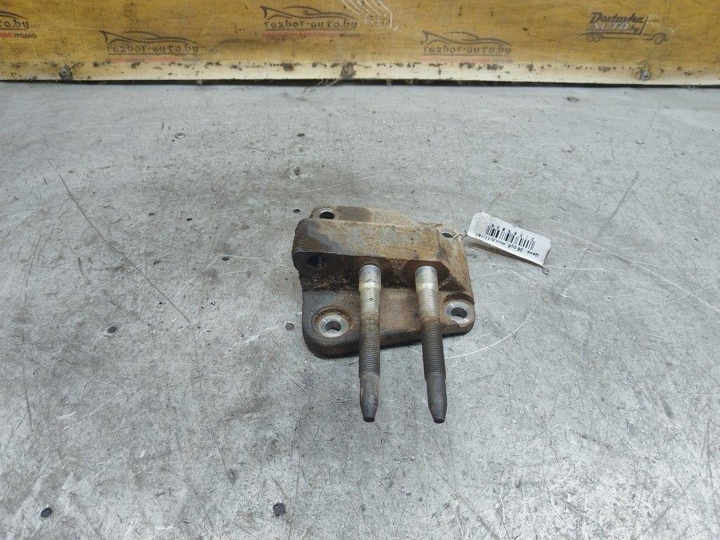 Кронштейн двигателя ZPRQW6 Honda FR-V - Фото 2