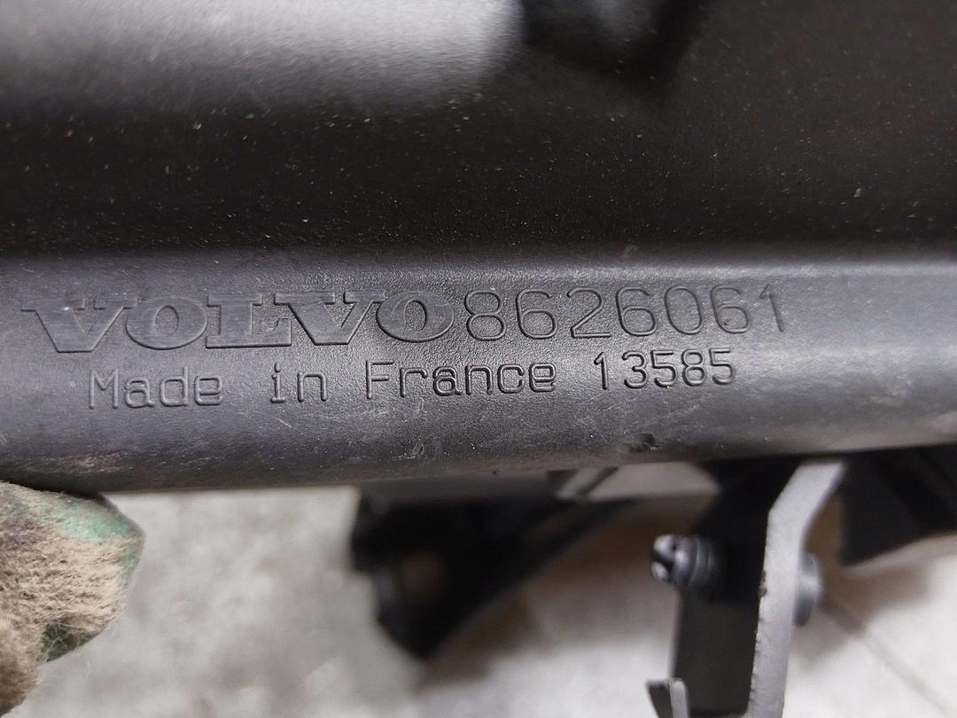 Корпус воздушного фильтра 049RWD Volvo S80 купить с доставкой