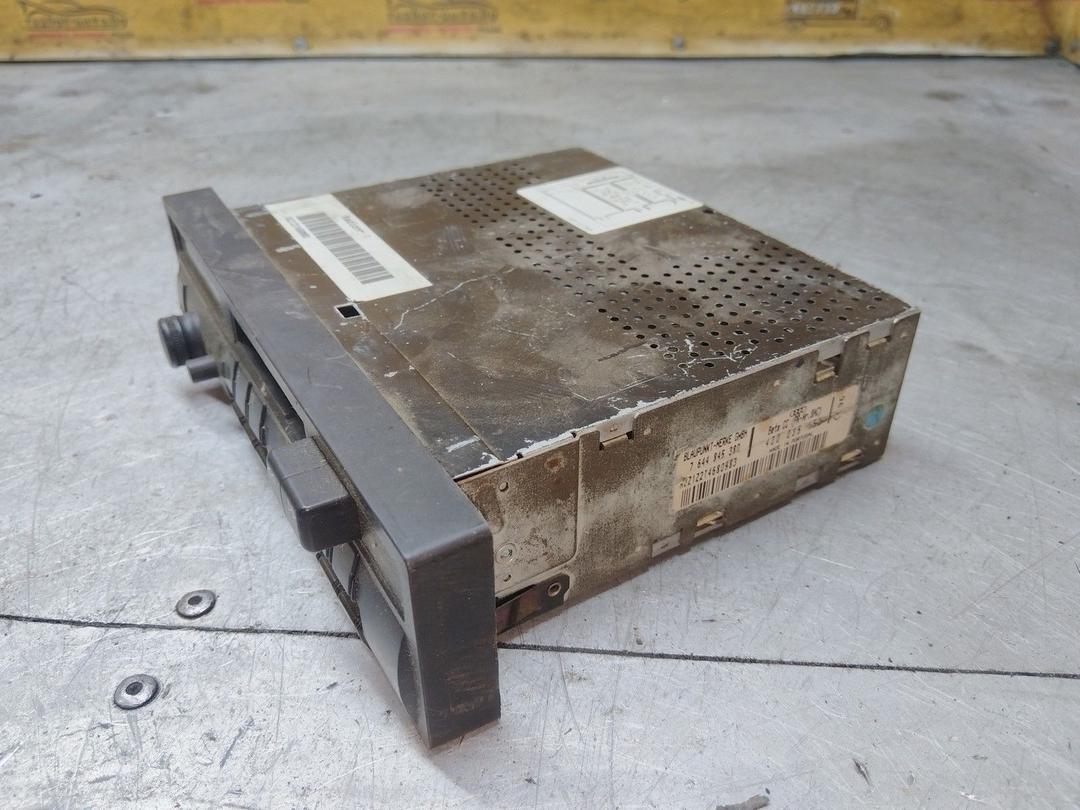 Магнитола 0Q0N7I Audi A4 купить в магазине запчастей бу