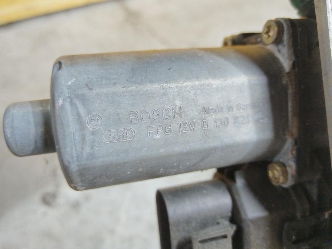 Стеклоподъемник электрический задний левый W5RDK9 Audi A6 купить в магазине запчастей бу