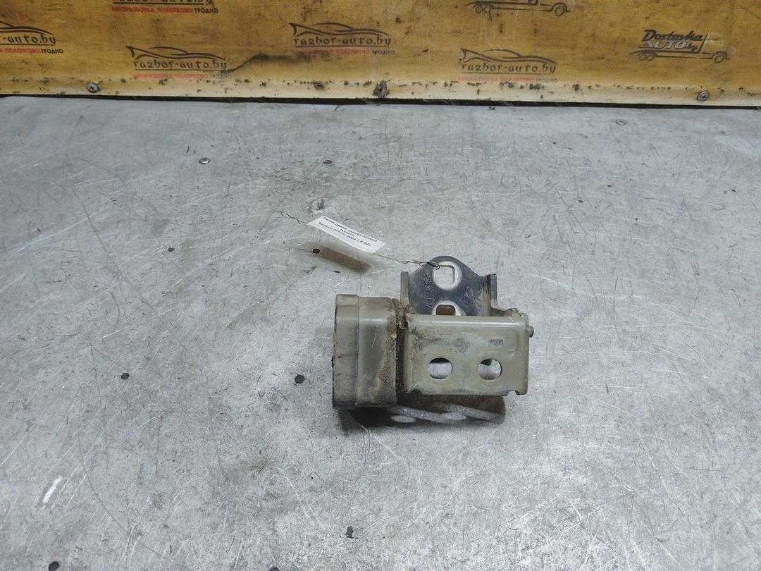 Петля двери задней правой IXM41O Renault Scenic купить